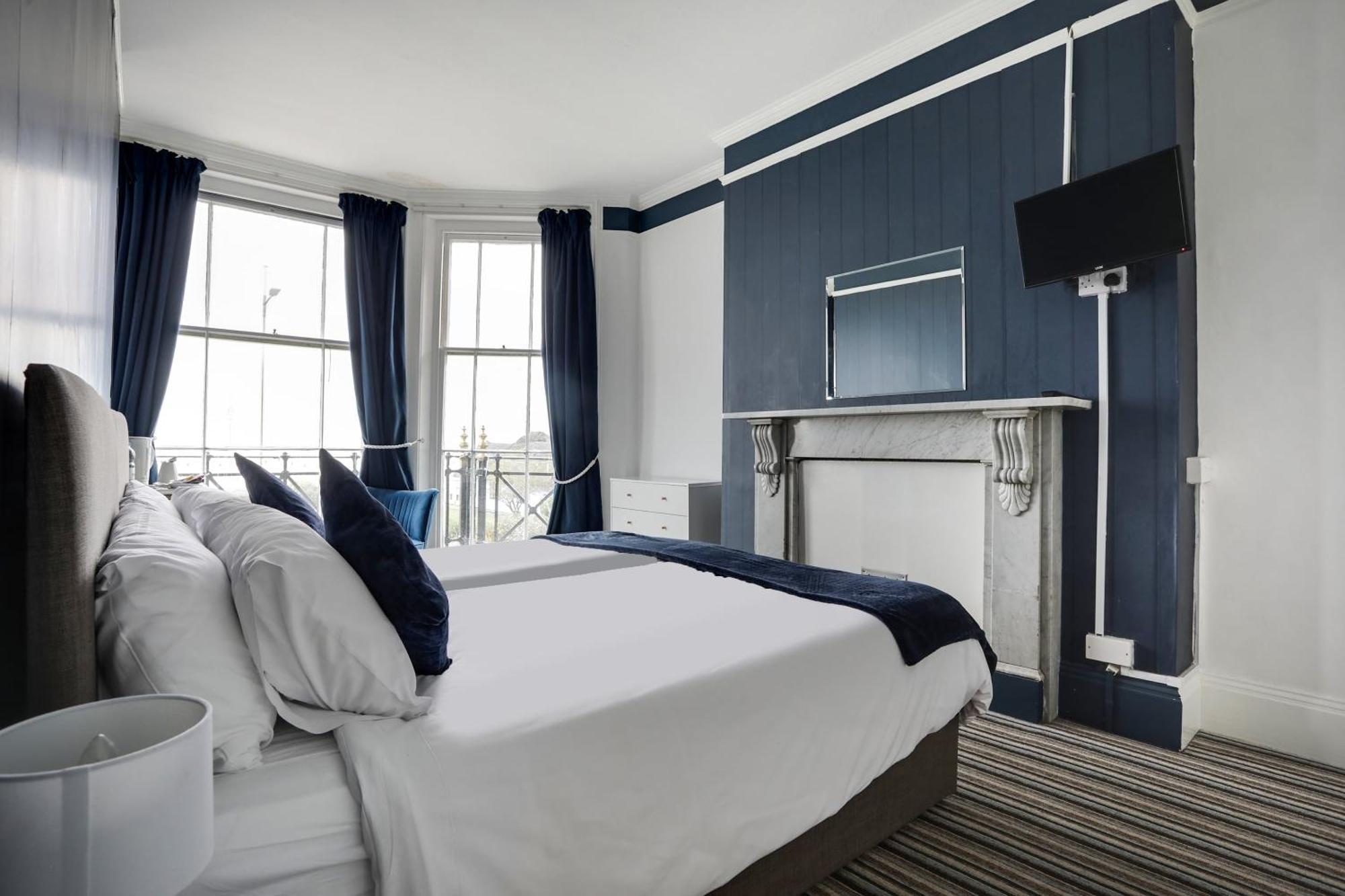 Oyo Lord Kitcheners Guest House Lowestoft Extérieur photo