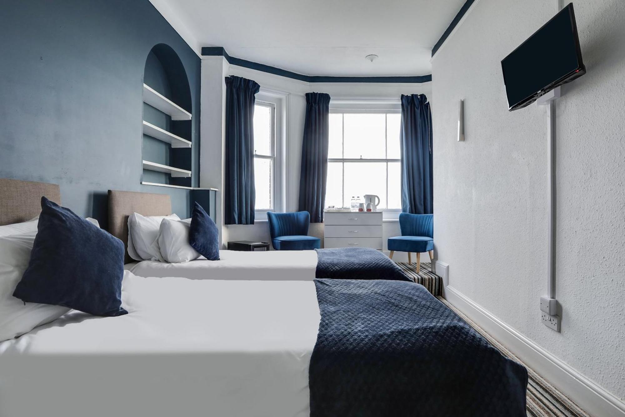 Oyo Lord Kitcheners Guest House Lowestoft Extérieur photo