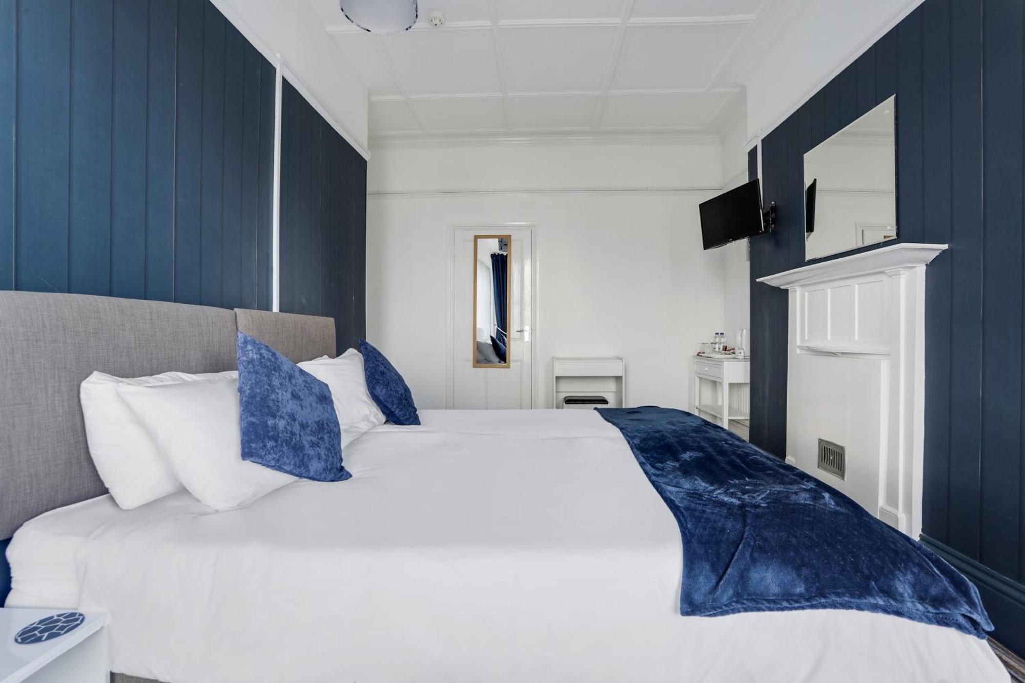 Oyo Lord Kitcheners Guest House Lowestoft Extérieur photo
